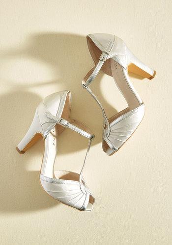  The Chance To Dance T-strap Heel In 37