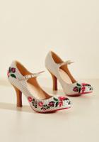 Banned Banned Sass With Flying Colors Heel In Ivory