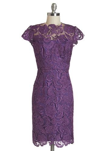 Decode18 Wine And Divine Dress In Grape