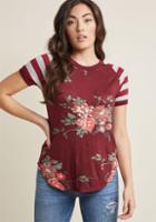 Modcloth Flatter Up! Jersey T-shirt In Burgundy Floral In M