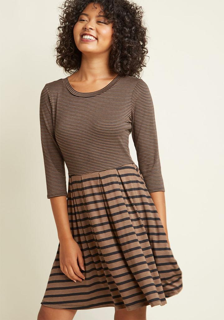 Modcloth Quebec And Call Knit Dress In Cocoa In Xl