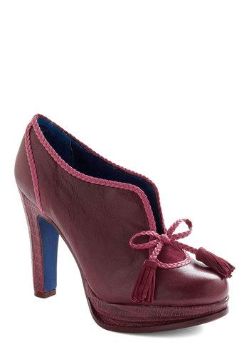 Regal Proceedings Heel
