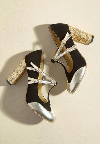  Strut In The World Heel In Black In 37