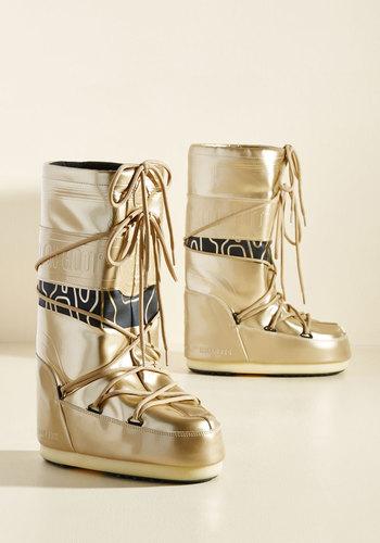  Cut From The Same Hoth Metallic Boot In Threepio In 42/44