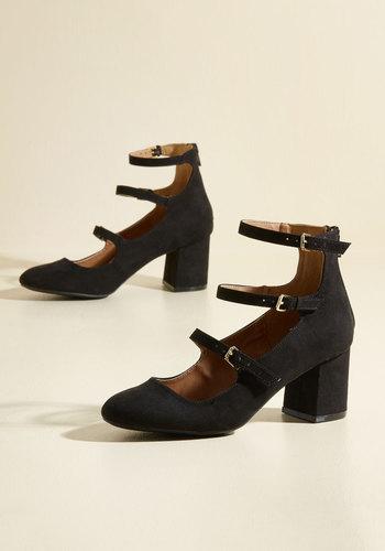  Straps, Perhaps Block Heel In Black In 6.5