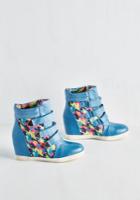 Dolcebymojomoxy Wise Guise Wedge