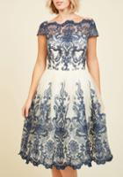 Modcloth Exquisite Elegance Lace Dress In Navy