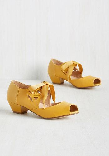  Major Motion Picturesque Peep Toe Heel In Sunflower In 36