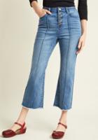 Modcloth Cropped Flare Jeans In Mid Wash In 1x