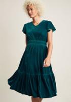 Yumi Effortless Decadence Velvet Midi Dress In 12 (uk)