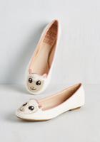 Yru Creature Presentation Flat In Sheep