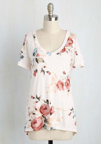 Florist's Apprentice Floral T-shirt In Ivory In 2x