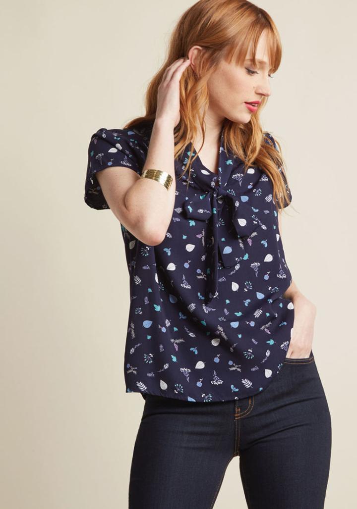 Modcloth Short-sleeved Tie-neck Top