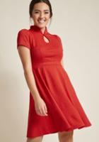 Modcloth High Society Style Short Sleeve Dress In Poinsettia In Xxs