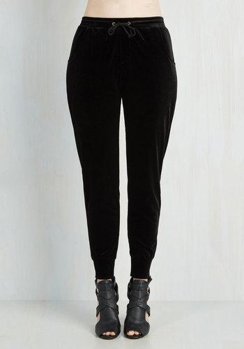 Leggsington Velvet Vivacity Pants In Black