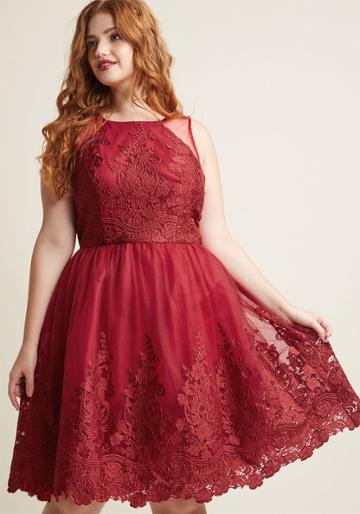 Modcloth Chi Chi London Radiant Reunion Lace Dress In 10