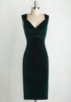 Modcloth Lady Love Song Velvet Dress In Emerald In M