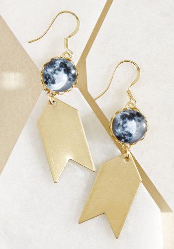  Work The Moon Earrings