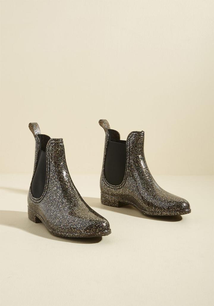 Modcloth Glitz Raining, Glitz Pouring Rain Boot In Glitter In 10