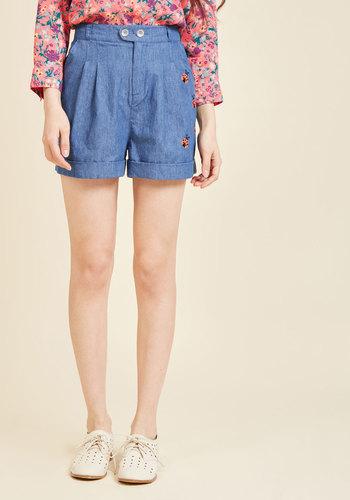  Ladybug Lovin' Shorts In Xxs