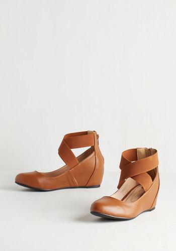 Intouchfootwear Limitless Loveliness Wedge In Cognac