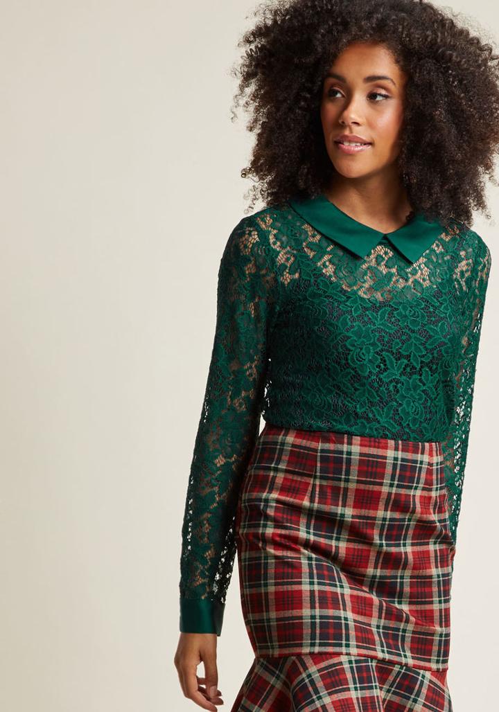 Modcloth Go Down In Mystery Lace Top In Emerald In 3x
