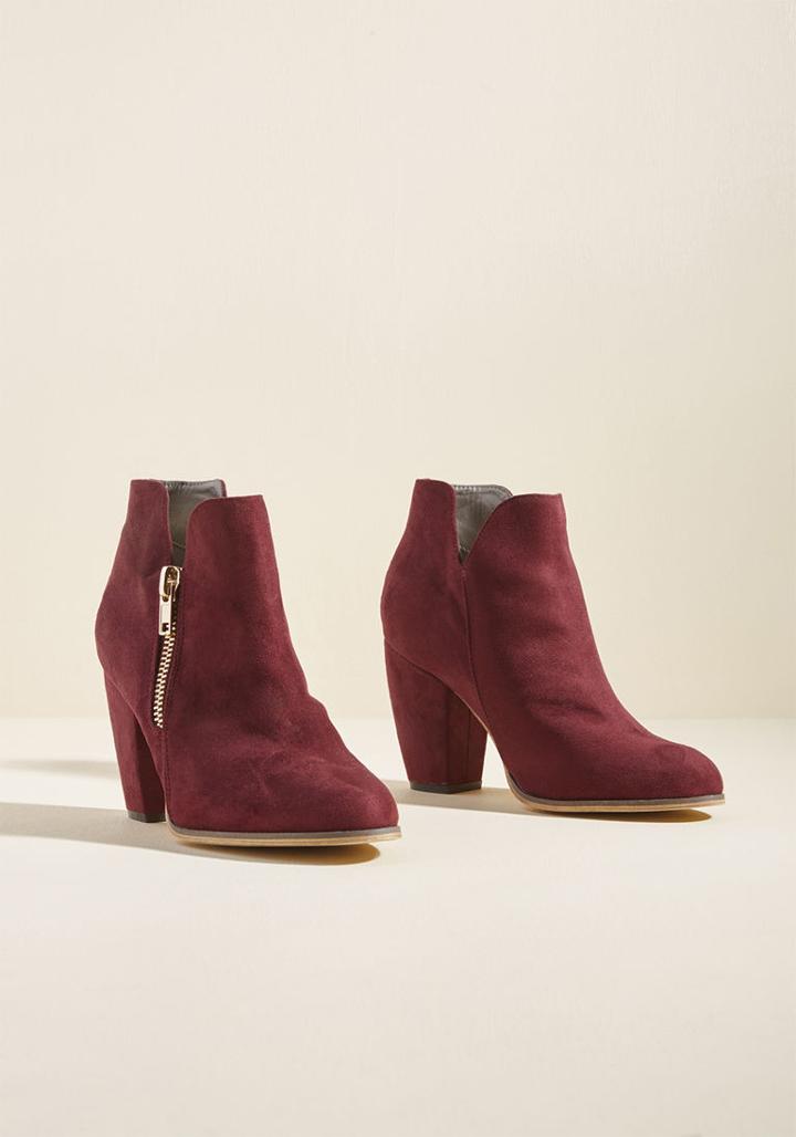 Modcloth Perfect Form Block Heel Bootie In 10