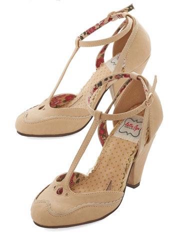 Bettiepageshoes Classic Confection Heels In Tan