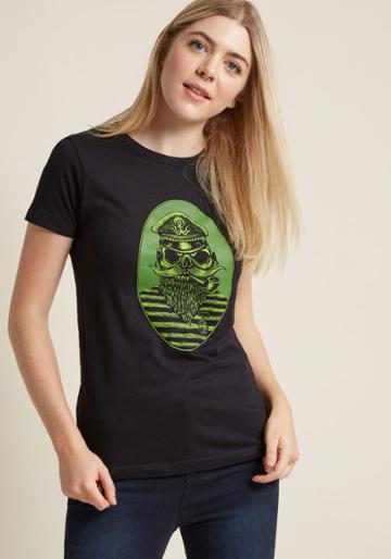 Modcloth Freebooter Spirit Graphic Tee In Xxl