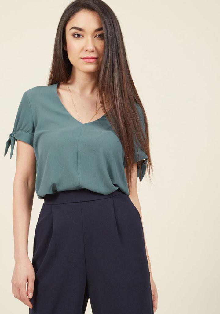 Modcloth Ideal Discovery Top In Fir In M