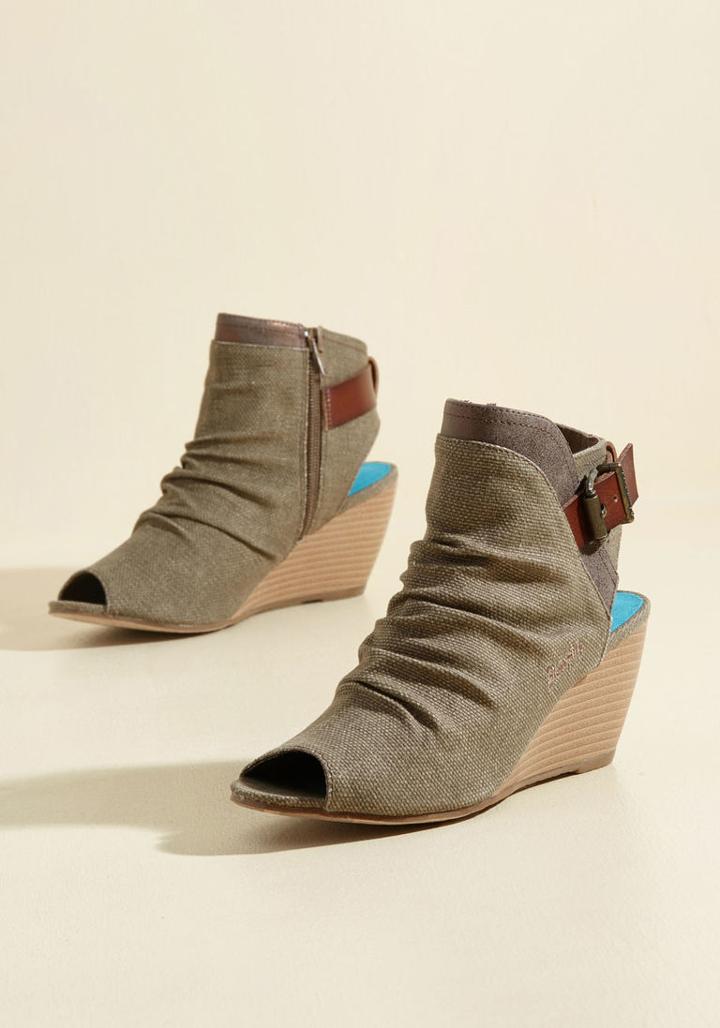 Blowfish Kick Outside The Box Bootie In 11