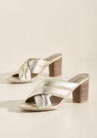 Matisse Now You Glisten Here Heel