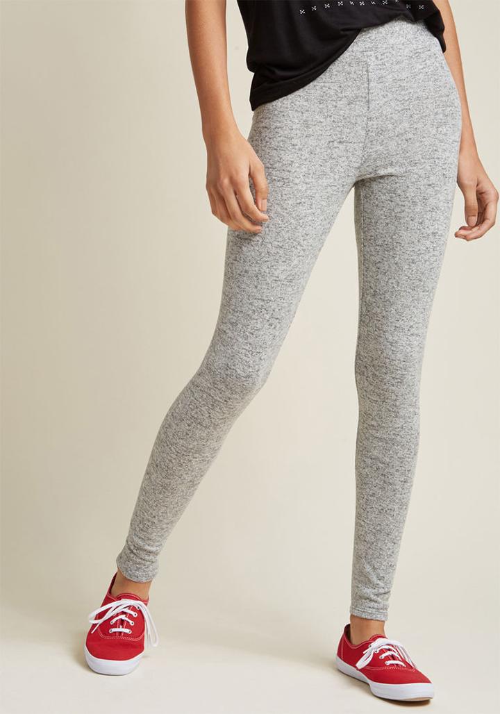 Modcloth Soft And Cozy Leggings In Grey In Xl
