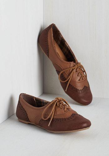  Class Forward Oxford Flat In Chestnut In 6