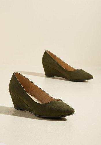  Light On Your Feat Wedge In Pine In 6