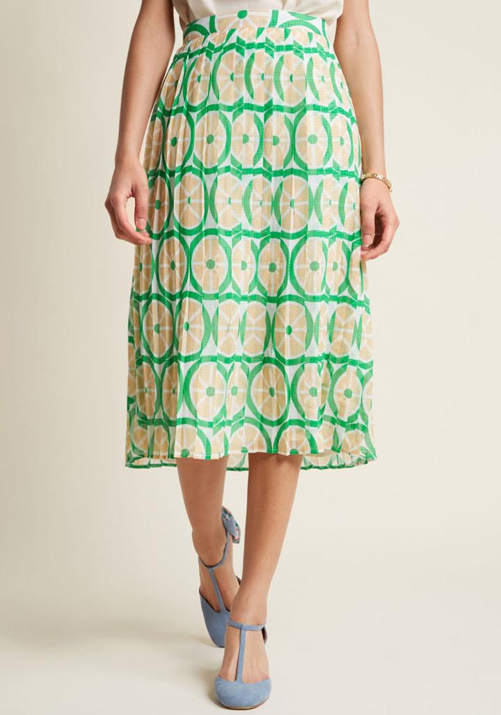 Modcloth Stroke Of Genial Pleated Midi Skirt In L