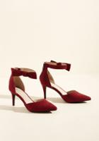 Modcloth Flawless Footfalls Mid Heel In Deep Red In 6