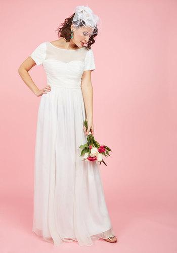  Aisle And Beyond Maxi Dress In White In Xs