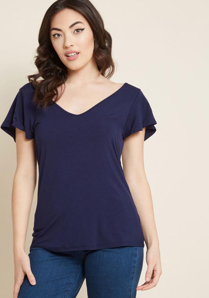 Modcloth Elegant Edit V-neck Knit Top In Navy In S