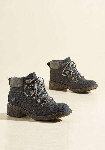  The Walking Tread Boot In 8.5
