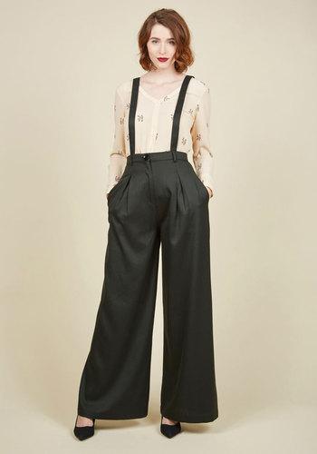 Conference Room Coffee Pants In Forest In Xs