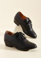 Modcloth Engineer To The Mark Oxford Heel In Black
