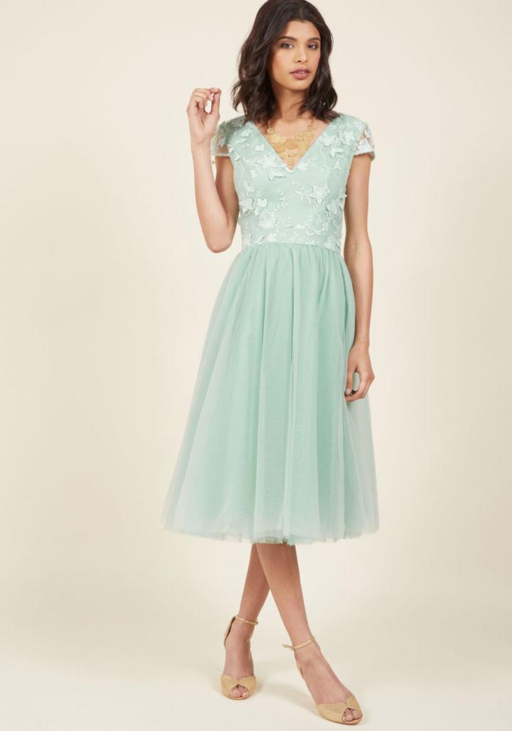 Chichilondon A Divine Dream Midi Dress In Mint In 20