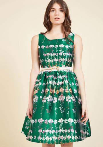 Modcloth Floral Fanfare Fit And Flare Dress In L