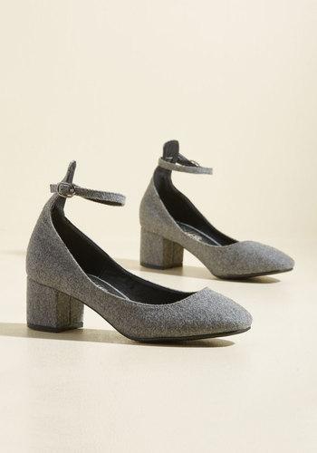  Swing Me A Song Block Heel In Pebble In 6.5