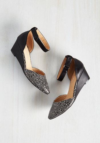 Clbychineselaundry Step Perception Wedge In Noir