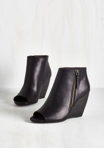Bcshoesseychellesllc Kick And Choose Bootie In Black