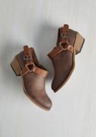 Veryvolatile First Round Kicks Bootie