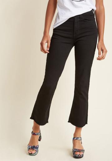 Modcloth Present And Posh Cropped Flare Jeans In 9