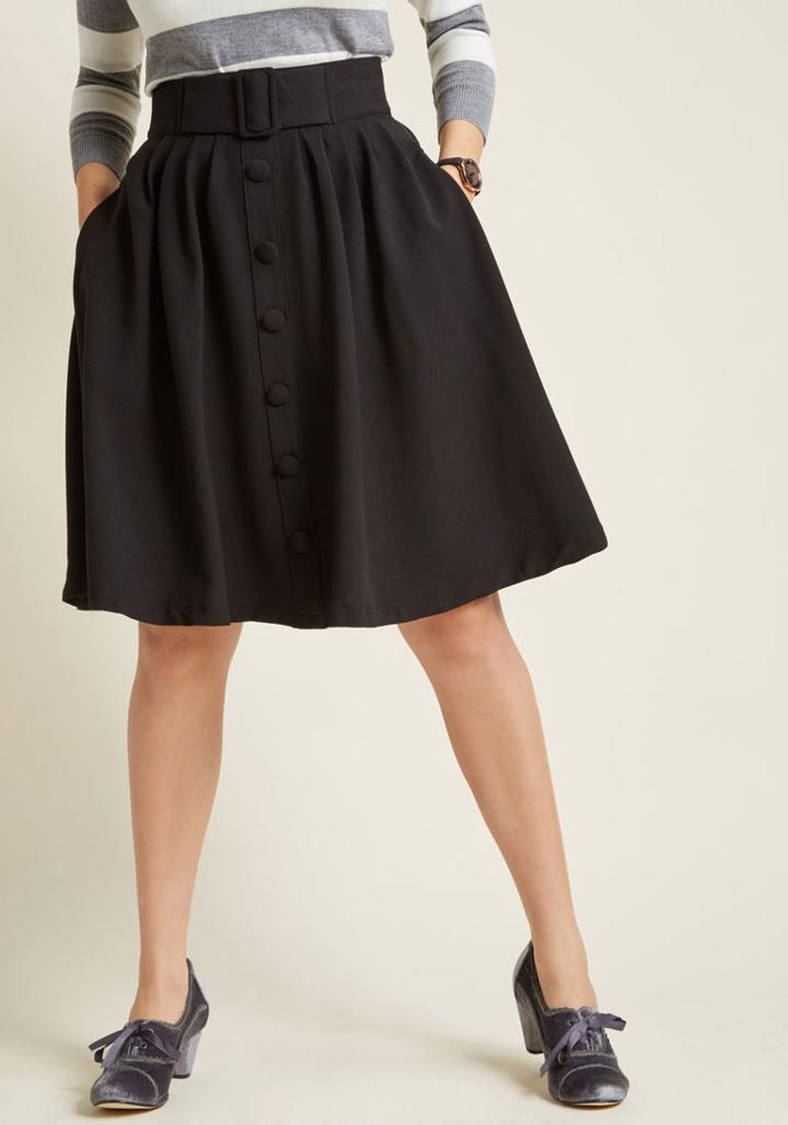 Modcloth Intern Of Fate Midi Skirt In Black In 1x